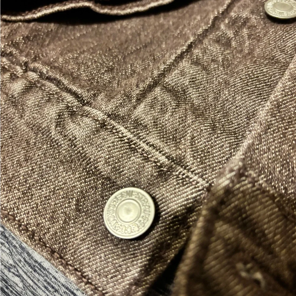 Levi's Dark Brown Distressed Denim Jacket (NEW)!!! - Picture 2 of 12